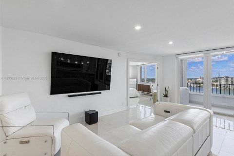 Copropriété à vendre à Boca Raton, Floride: 2 chambres, 125.51 m2 № 2176409 - photo 7
