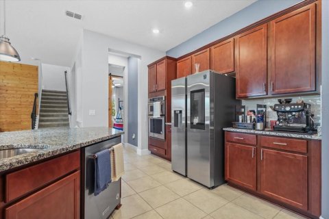 House in Winter Garden, Florida 4 bedrooms, 272.67 sq.m. № 2157509 - photo 27