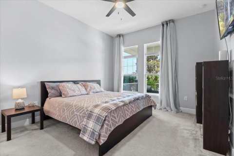 House in Winter Garden, Florida 4 bedrooms, 272.67 sq.m. № 2157509 - photo 9