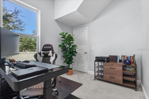 House in Winter Garden, Florida 4 bedrooms, 272.67 sq.m. № 2157509 - photo 29