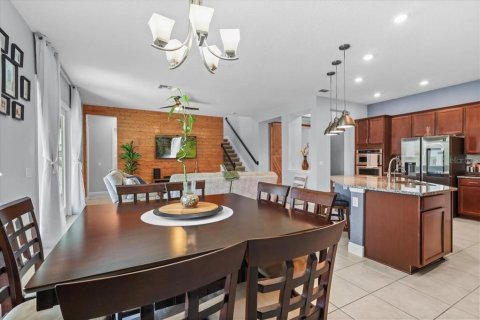 House in Winter Garden, Florida 4 bedrooms, 272.67 sq.m. № 2157509 - photo 18