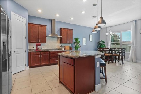 House in Winter Garden, Florida 4 bedrooms, 272.67 sq.m. № 2157509 - photo 22