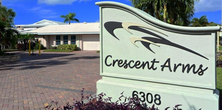 Condominio en Sarasota, Florida, 2 dormitorios № 2430946