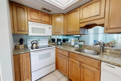 Condominio en venta en Sarasota, Florida, 2 dormitorios, 83.05 m2 № 2430946 - foto 19