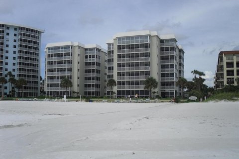 Condominio en venta en Sarasota, Florida, 2 dormitorios, 83.05 m2 № 2430946 - foto 2
