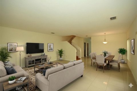 Adosado en alquiler en Miami, Florida, 3 dormitorios, 204.38 m2 № 2031691 - foto 2