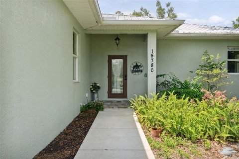 House in Sarasota, Florida 3 bedrooms, 167.22 sq.m. № 1795407 - photo 8