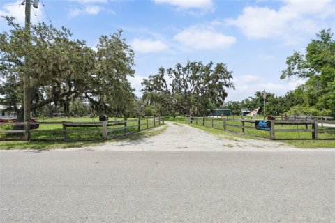 House in Sarasota, Florida 3 bedrooms, 167.22 sq.m. № 1795407 - photo 6