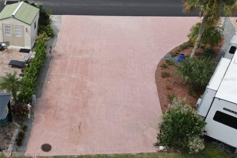 Land in Clermont, Florida № 1831819 - photo 2