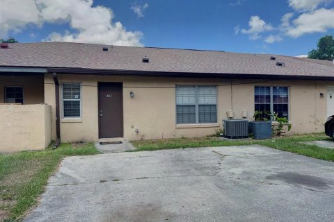 Townhouse in Orlando, Florida 2 bedrooms, 100.98 sq.m. № 2097947 - photo 15