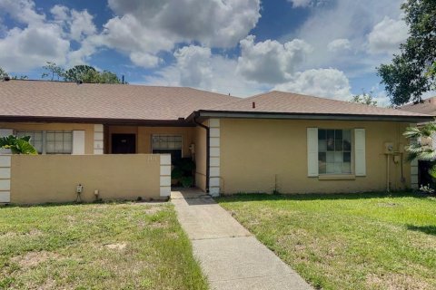Townhouse in Orlando, Florida 2 bedrooms, 100.98 sq.m. № 2097947