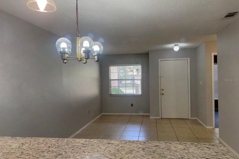 Townhouse in Orlando, Florida 2 bedrooms, 100.98 sq.m. № 2097947 - photo 2