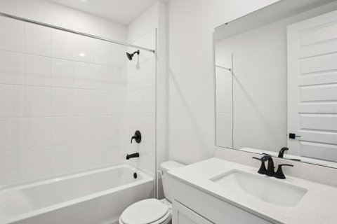 Casa en venta en Zephyrhills, Florida, 4 dormitorios, 230.96 m2 № 2383746 - foto 13