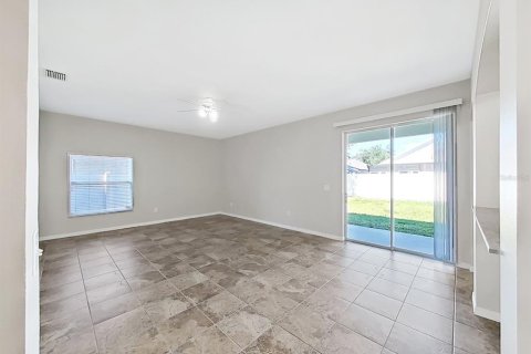 House in Gibsonton, Florida 6 bedrooms, 286.14 sq.m. № 2423682 - photo 19