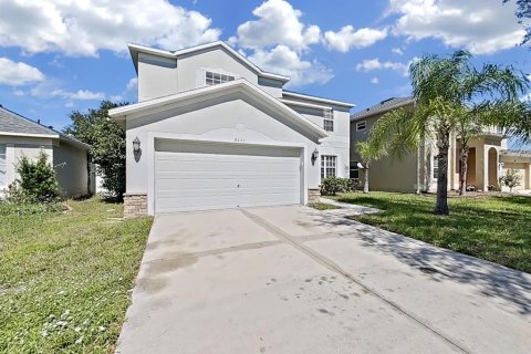 House in Gibsonton, Florida 6 bedrooms, 286.14 sq.m. № 2423682 - photo 2