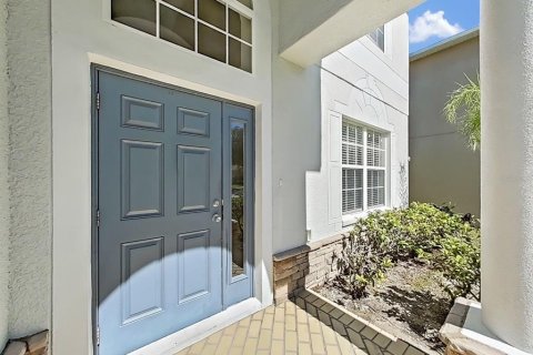 House in Gibsonton, Florida 6 bedrooms, 286.14 sq.m. № 2423682 - photo 3