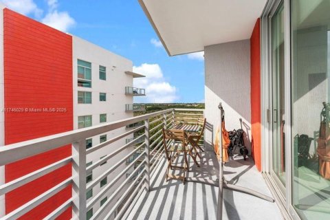 Condo in Doral, Florida, 1 bedroom  № 1864514 - photo 21