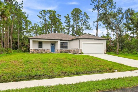 House in North Port, Florida 4 bedrooms, 168.15 sq.m. № 2317437 - photo 3