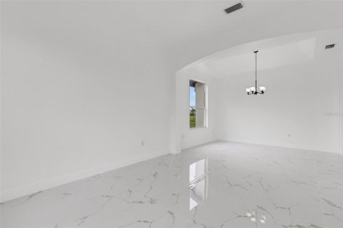 Villa ou maison à vendre à Wesley Chapel, Floride: 4 chambres, 235.41 m2 № 1831670 - photo 18