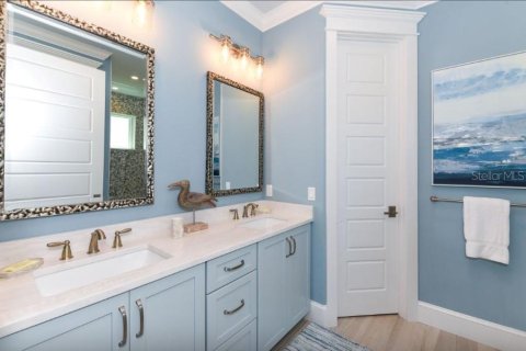 Villa ou maison à vendre à Bradenton Beach, Floride: 6 chambres, 280.38 m2 № 2094610 - photo 30