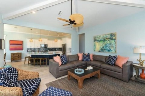 Villa ou maison à vendre à Bradenton Beach, Floride: 6 chambres, 280.38 m2 № 2094610 - photo 12