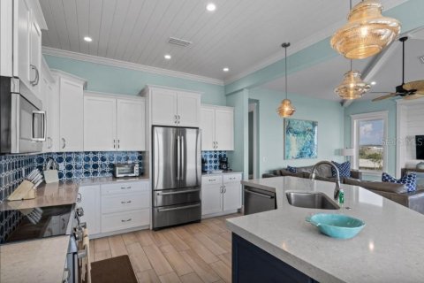Villa ou maison à vendre à Bradenton Beach, Floride: 6 chambres, 280.38 m2 № 2094610 - photo 10