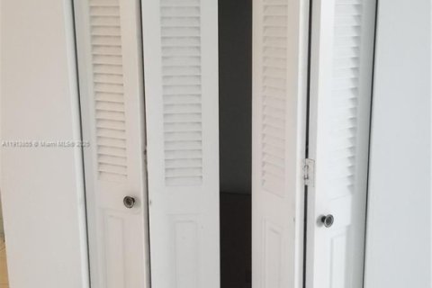 Copropriété à vendre à Hallandale Beach, Floride: 1 chambre, 58.06 m2 № 1968515 - photo 7