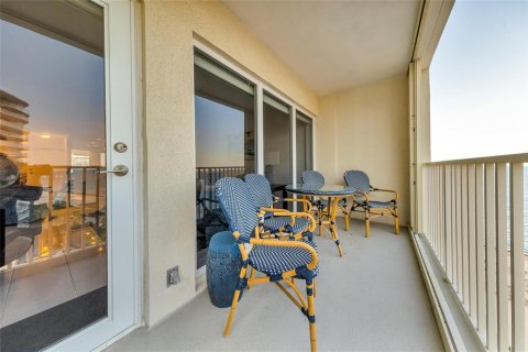 Condo in Pompano Beach, Florida, 2 bedrooms  № 2182353 - photo 19