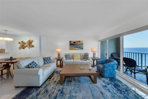 Condo in Pompano Beach, Florida, 2 bedrooms  № 2182353 - photo 18