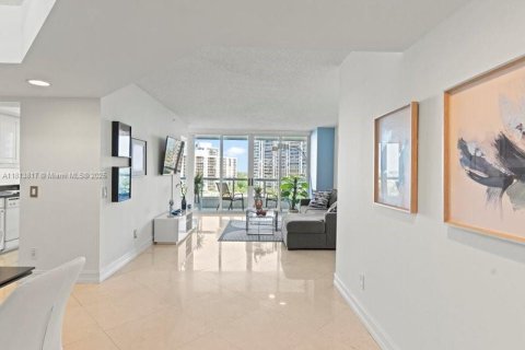 Купить кондоминиум в Авентура, Флорида 2 спальни, 139.82м2, № 1957929 - фото 13