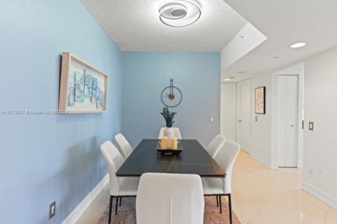 Купить кондоминиум в Авентура, Флорида 2 спальни, 139.82м2, № 1957929 - фото 15