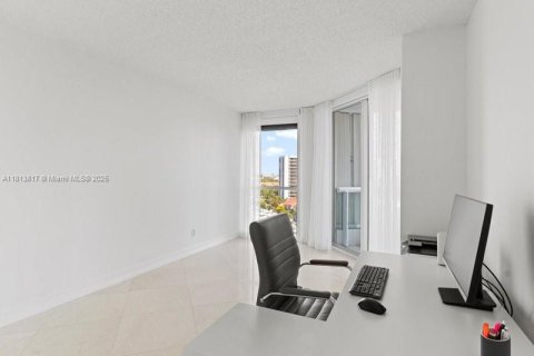 Купить кондоминиум в Авентура, Флорида 2 спальни, 139.82м2, № 1957929 - фото 6