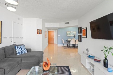 Купить кондоминиум в Авентура, Флорида 2 спальни, 139.82м2, № 1957929 - фото 11