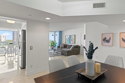 Купить кондоминиум в Авентура, Флорида 2 спальни, 139.82м2, № 1957929 - фото 8