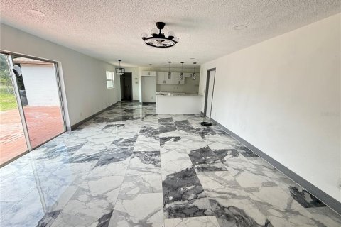 Villa ou maison à vendre à Tampa, Floride: 5 chambres, 184.13 m2 № 1914733 - photo 28
