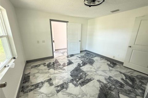 Villa ou maison à vendre à Tampa, Floride: 5 chambres, 184.13 m2 № 1914733 - photo 25