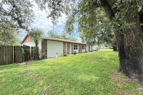 Villa ou maison à vendre à Tampa, Floride: 5 chambres, 184.13 m2 № 1914733 - photo 4