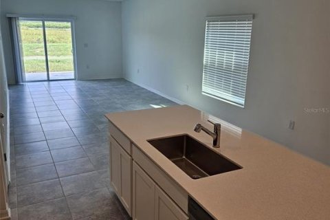 House in Winter Haven, Florida 3 bedrooms, 133.04 sq.m. № 1810612 - photo 7