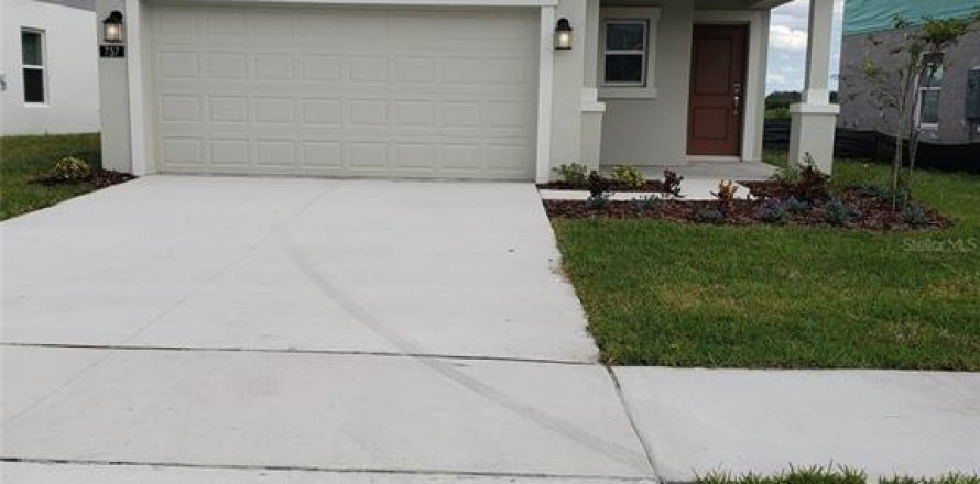 Villa ou maison à Winter Haven, Floride 3 chambres, 133.04 m2 № 1810612