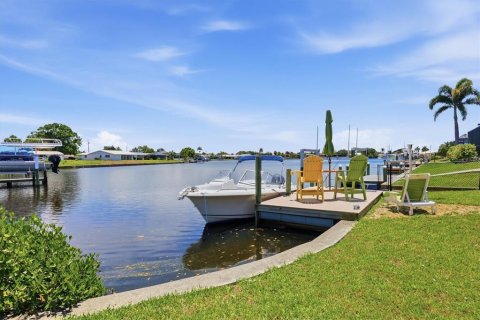 Casa en venta en Port Charlotte, Florida, 3 dormitorios, 130.06 m2 № 2211599 - foto 6