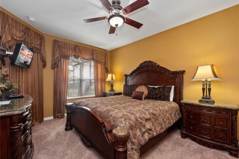 Casa en venta en Kissimmee, Florida, 5 dormitorios, 231.7 m2 № 1539911 - foto 21