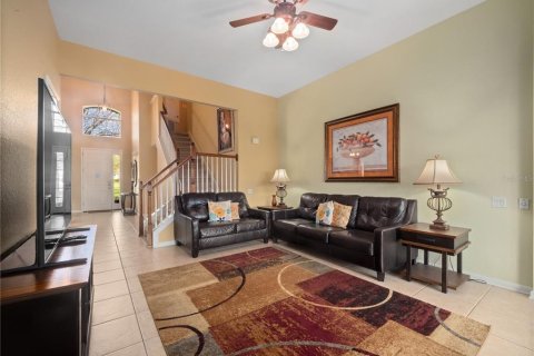 Casa en venta en Kissimmee, Florida, 5 dormitorios, 231.7 m2 № 1539911 - foto 12