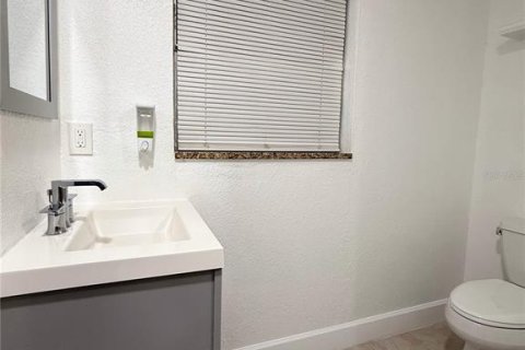 House in Tampa, Florida 3 bedrooms, 102.19 sq.m. № 1822487 - photo 20