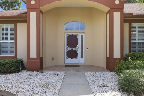 House in Beverly Hills, Florida 2 bedrooms, 154.96 sq.m. № 2202970 - photo 12