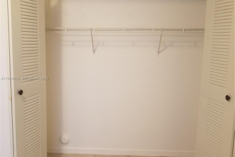 Снять в аренду виллу или дом в Коконат Крик, Флорида 3 спальни, 130.16м2, № 1992319 - фото 24