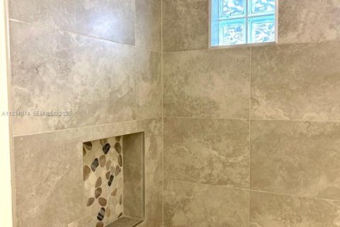 Снять в аренду виллу или дом в Коконат Крик, Флорида 3 спальни, 130.16м2, № 1992319 - фото 29