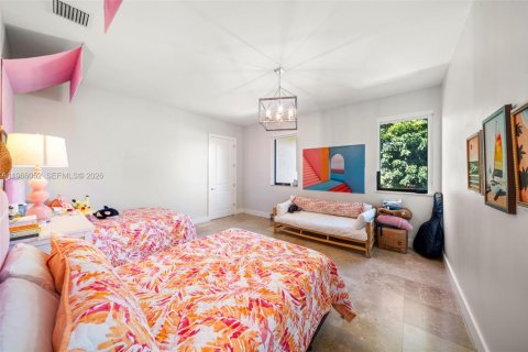 Casa en venta en Miami, Florida, 4 dormitorios, 269.04 m2 № 2027870 - foto 21