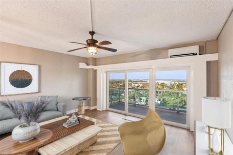Condo in Clearwater, Florida, 1 bedroom  № 1873134 - photo 4