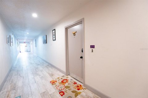 Condo in New Smyrna Beach, Florida, 2 bedrooms  № 1651136 - photo 2