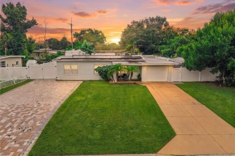 Villa ou maison à Orlando, Floride 4 chambres, 114.08 m2 № 2425531